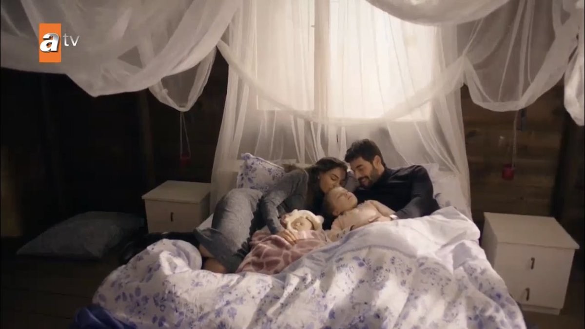 the wholesomeness this scene exudes i have peace in my heart i have it now  #Hercai  #ReyMir