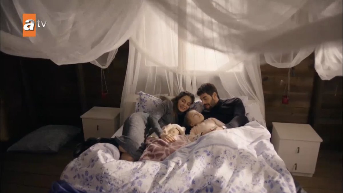 the wholesomeness this scene exudes i have peace in my heart i have it now  #Hercai  #ReyMir