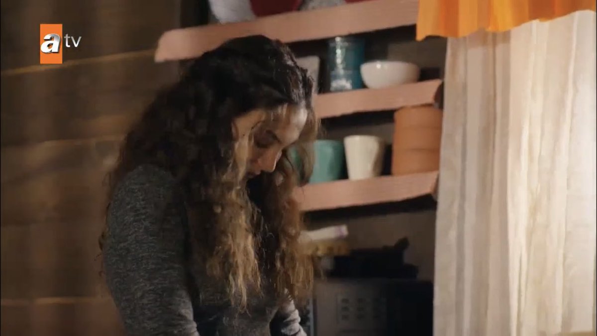 reyyan looking at the scene right in front of her and then at her belly like “i got a good one to be your dad, my baby”  #Hercai  #ReyMir