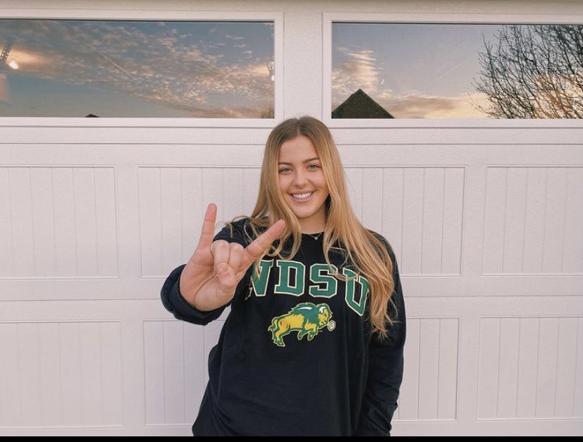coachangeldls's tweet photo. ❗️Congratulations to @bel_thors on her commitment to North Dakota State! Very proud of you!
.
#bisonthrows #hammerthrow #weightthrow #college https://t.co/FM5EoUkGvy