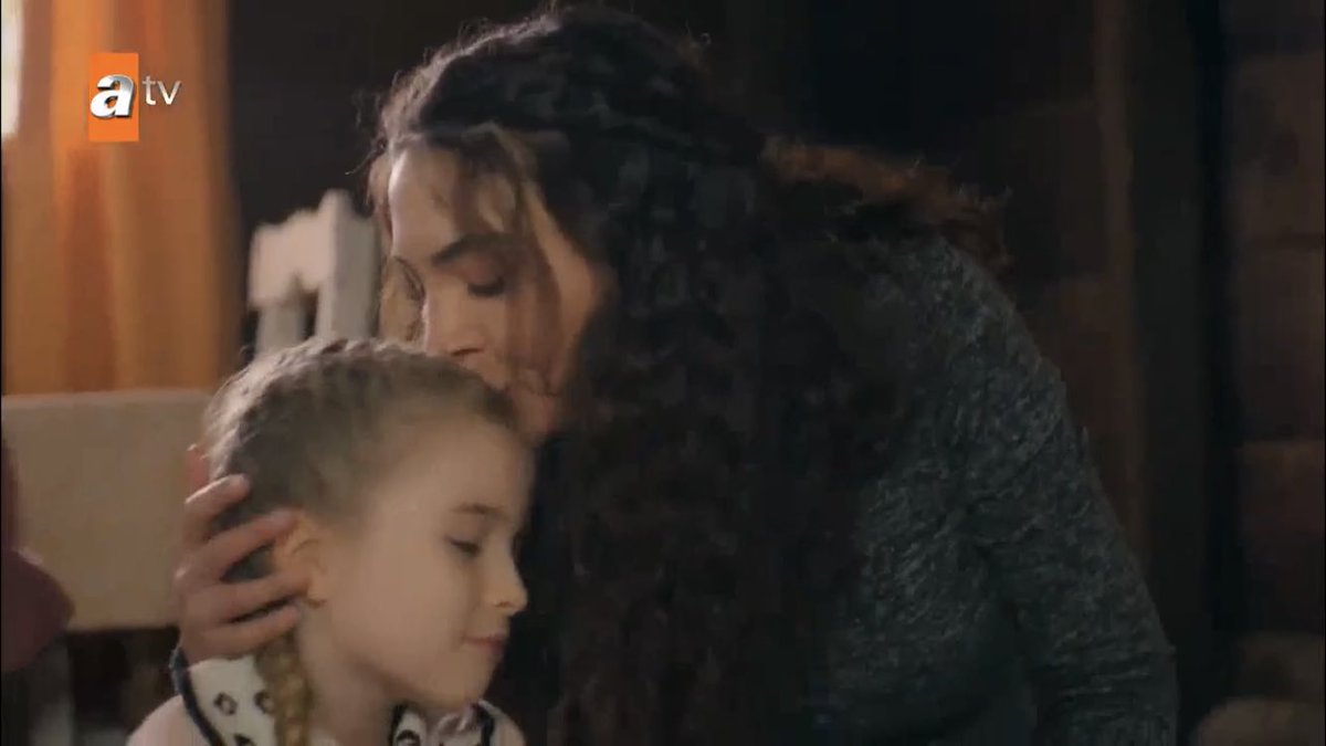 MIRAN ABI LOVES ANSWERING QUESTIONS  #Hercai  #ReyMir