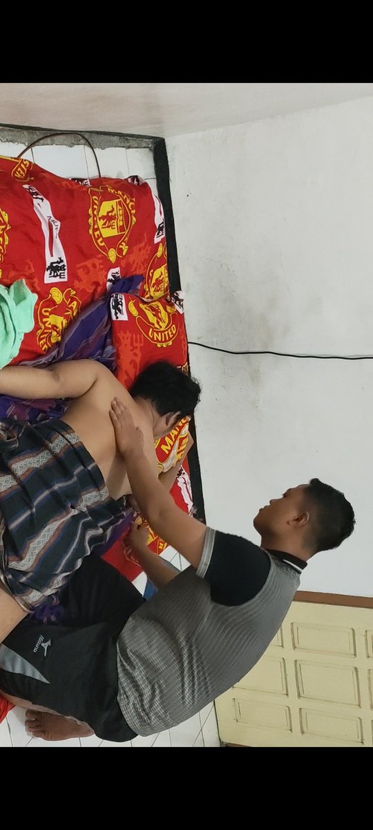 PijatYuda's tweet photo. Pijat capek capek Balongsari Surabaya barat.

085607196538 https://t.co/dVz0DiS2UB