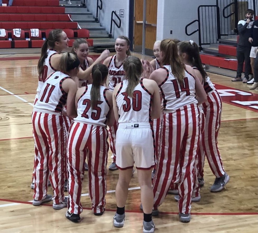 The Lady Skins go to 7-0 for the season as they defeat Triton with a score of 41-32! Leading the way for the Skins was Felicity Olejniczak with 15 points! Megan Bolen had 11 points, and Preston Minix added 5. 🏀🏀🏀

#TheSisterhood