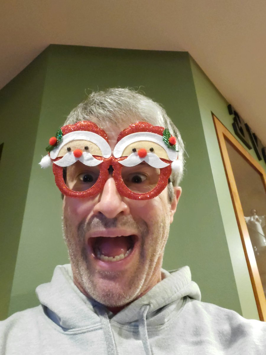 LenQuadracci's tweet image. 5 minutes until caspar baby pants.  #otrees