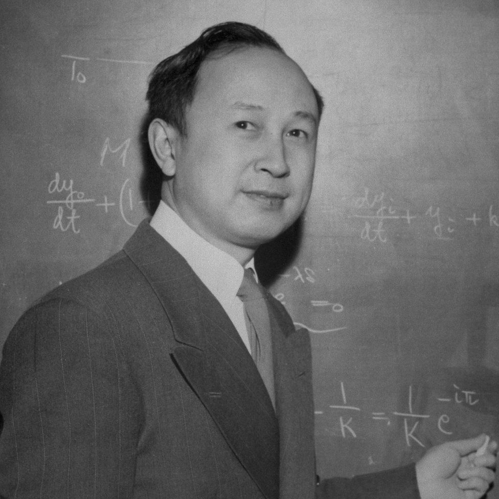 While at Caltech, Qian Xuesen hit it off with von Karman's other student Frank Malina who pioneered rocket research at Caltech. Together w Jack Parsons, they co-founded The Jet Propulsion Laboratory (JPL). Both Qian and Malina are antifacists and attended Communist Party meeting