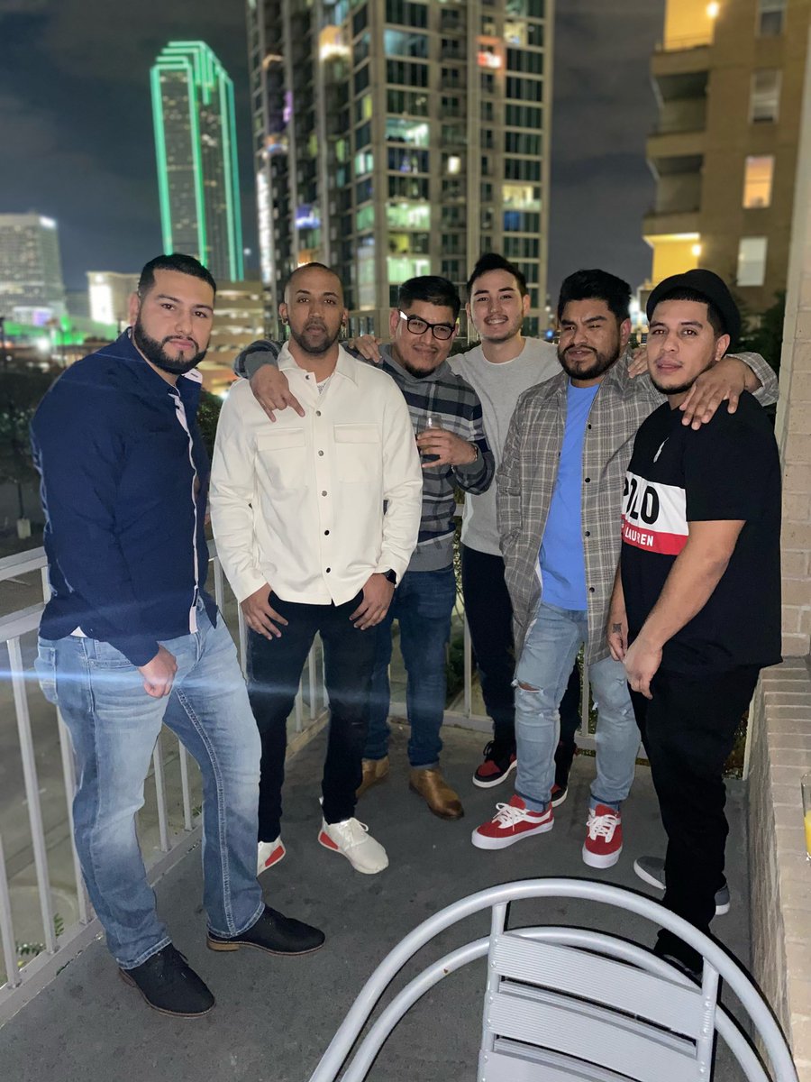 TheKidIrv24's tweet image. We out here.. #SpenceGarcia