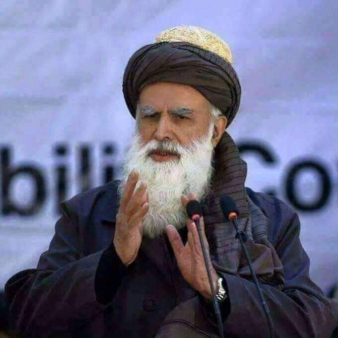OnlineKabul's tweet photo. استاد سیاف:
خپلمنځي یووالی باید قوي کړو، چې خپل مینځ کې سره مات نشو، له بهره نه ماتېږو!
#Sayyaf #News #Kabul #Afghanistan #Unity https://t.co/2TGbAVRvnD