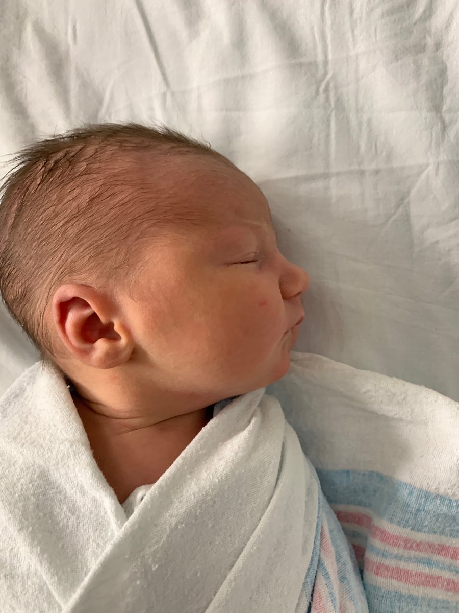 Welcome to the world Zoe Olsson Ziskin ❤️ You can do anything you can dream of... 💭#girldad