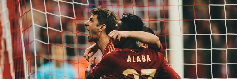 A Thread of Bayern headers free to use for everyone! (most are the same filters)