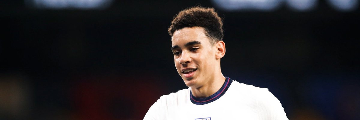 A Thread of Bayern headers free to use for everyone! (most are the same filters)