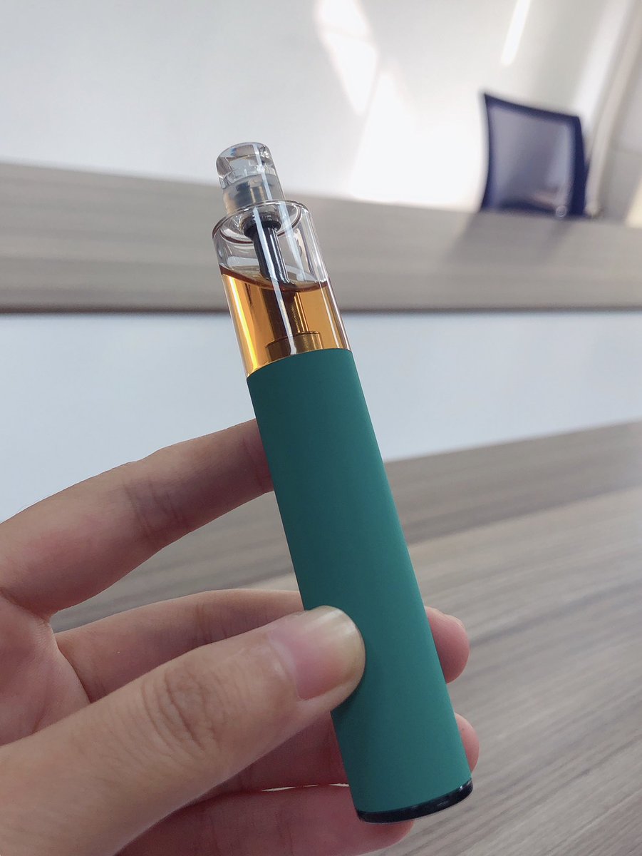 Alice59081421's tweet photo. Same to lio,better price,factory wholesale #seekvapor https://t.co/BebHSrGhc3