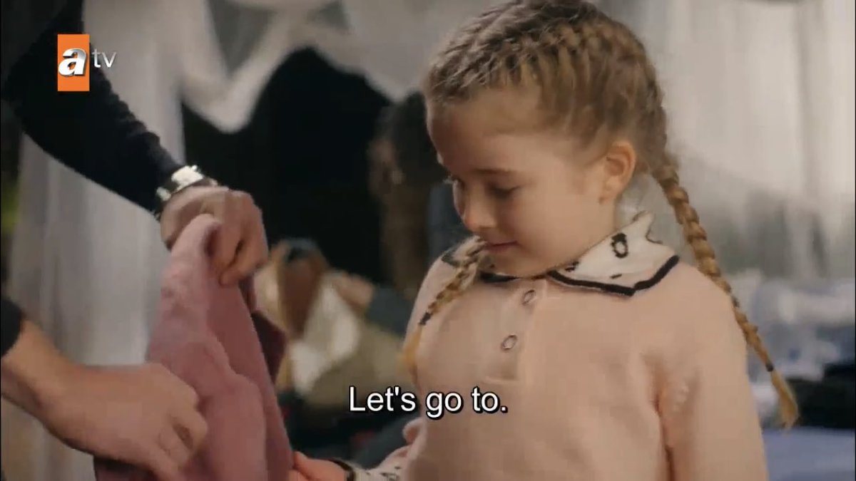 miran’s great at entertaining kids but doesn’t know how to help them put on a coat aksjsjjsjsjsjs i can’t  #Hercai