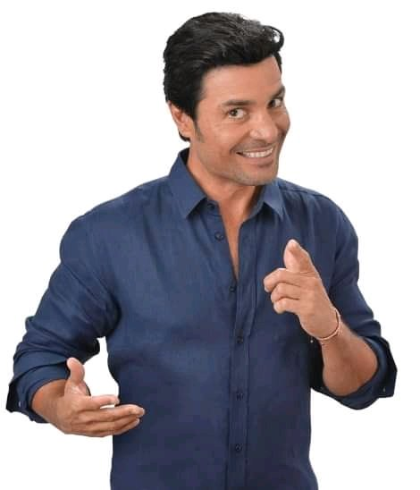 MegaXVerse's tweet photo. Chayanne Padoru es algo que necesitabas en tu vida y no lo sabias! ☁️✨

No imaginé que lo iban a publicar aqui en Twitter, ojala y el lo pudiera ver. De todos modos me alegro que les haya gustado tanto como a mi!❤️ @CHAYANNEMUSIC @FCCHAYCOLOMBIA @chayannemundo #chayanne #padoru https://t.co/i12wwaw5HR