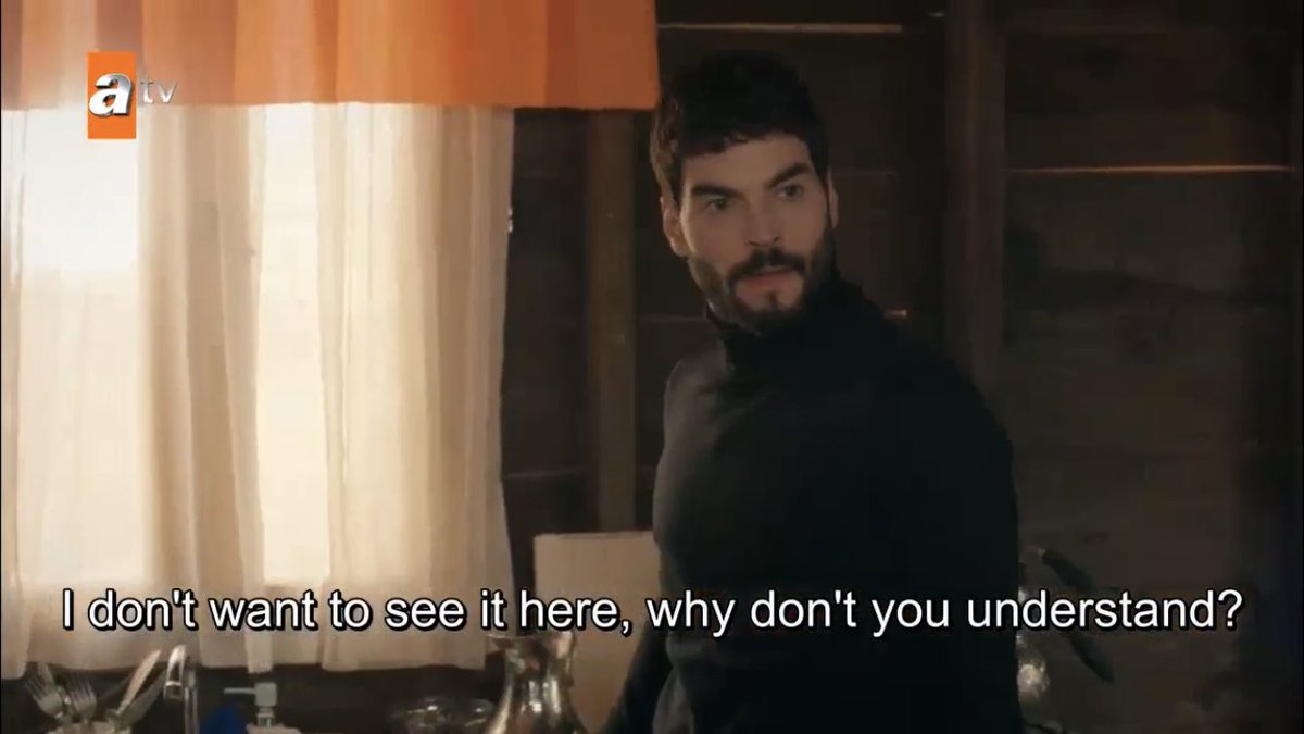 she doesn’t even wanna see what’s inside   #Hercai  #ReyMir