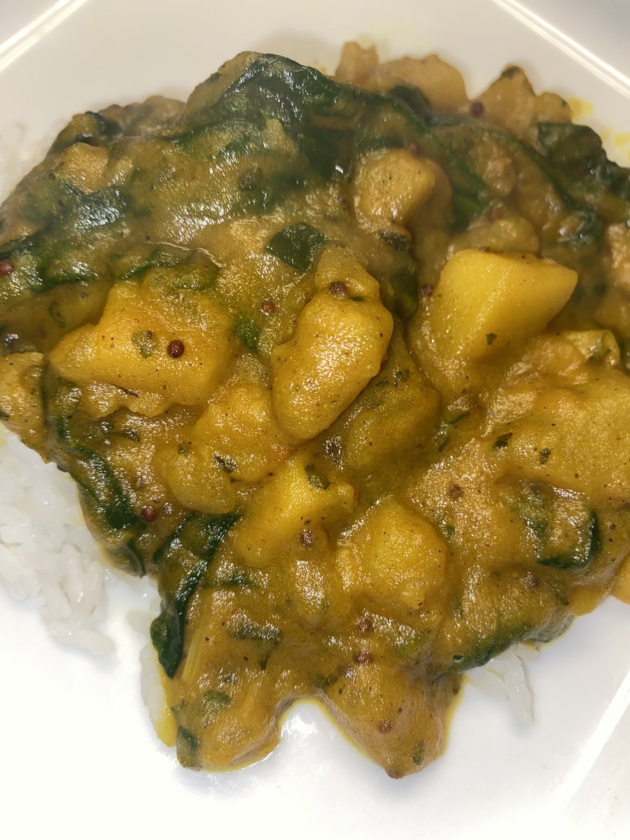 Potato and spinach curry