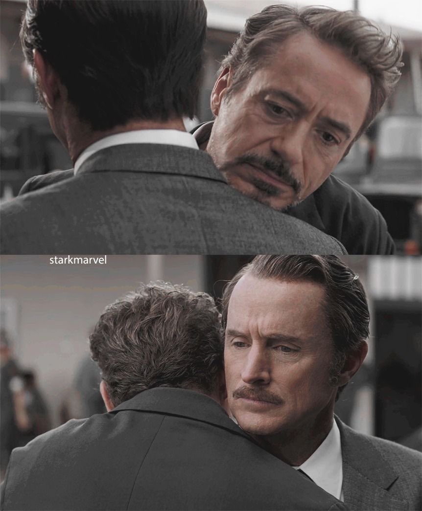 อรุณสวัสดิ์วันอาทิตย์ จู่ๆฉันก็คิดถึงพ่อขึ้นมาเมื่อวานมีเด็กๆมาบอกสุขสันต์วันพ่อ เอาง่ายๆคือฉันไม่มีพ่อมานาน แต่ฉันได้กอดลาตอนย้อนเวลา ที่ฉันจะบอกคือเราย้อนเวลาไม่ได้ แม้เอ่อ ฉันทำมาแล้วก็ตาม เพราะฉันเก่ง แต่ก็นั่นแหละ ทำทุกวันให้ดีกับคนรอบข้างเถอะนะ

รักพวกคุณ 3000 ❤️

—TS