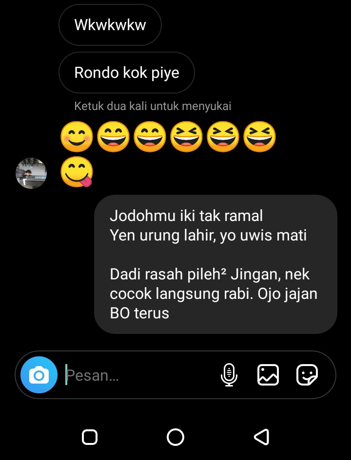 TamuNegara's tweet photo. Konco somplak, golek ke jodo
Golek ke kerjo mental terus,

Kakean mileh sidane Ora dipilih 😂
Tak konn dadi biksu ae https://t.co/hFIWYI23nQ
