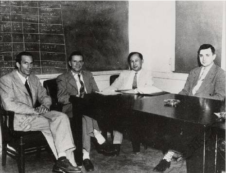 Qian Xuesen returned to Caltech as tenured professor in 1949 and took over from his mentor von Karman the directorship of Gugemheim laboratory, continued to work on rocket research. Qian in Pentagon (2nd frm left) 1946. Qian in Caltech 1949