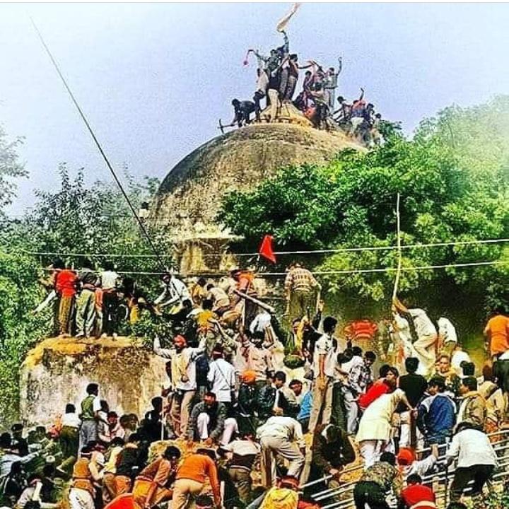 Akshay_Pawar_22's tweet photo. गरज उठे गगन सारा
समंदर छोड़े अपना किनारा
हिल जाएं जहां ये सारा
जब गूंजे जय श्री राम का नारा.....
#जय_जय_श्री_राम
#जय_श���रीराम
#शौर्य_का_प्रतिक_भगवा
#शौर्यदिवस https://t.co/lFwZvFdrWv