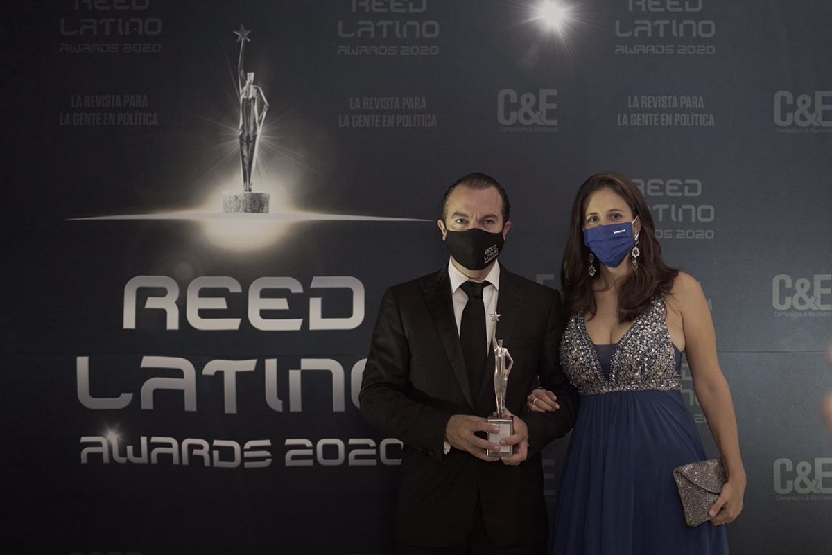 carlosorvananos's tweet photo. ¡Buenas Noches!

¡Lo logramos! 🏆✨
Hoy #QuintanaRoo recibió el premio a la mejor campaña de comunicación social gubernamental durante la pandemia por #COVID19. 😷

(1/2) https://t.co/eT8jG1y3kW