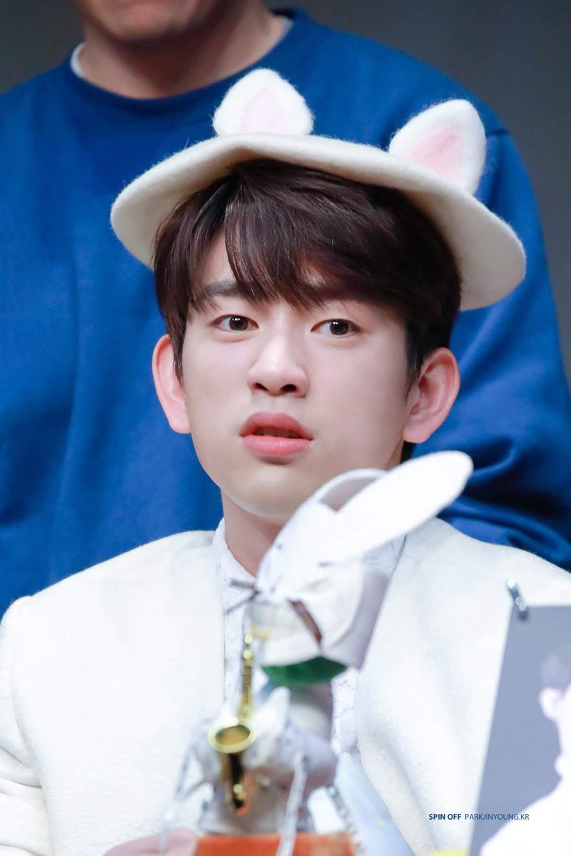 B°° tweet media