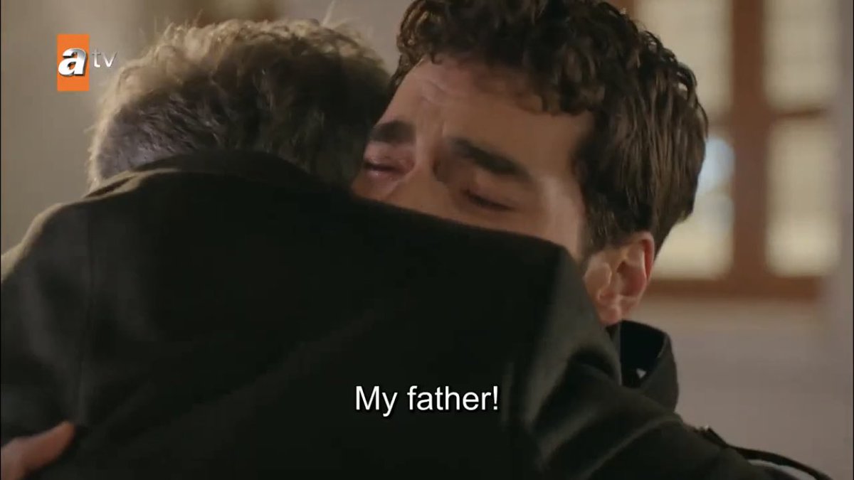 the forehead kiss, the way they’re holding on to each other so tight there’s so much longing I NEED SEVERAL MOMENTS AND I MIGHT NEVER EVER RECOVER  #ReyMir  #Hercai