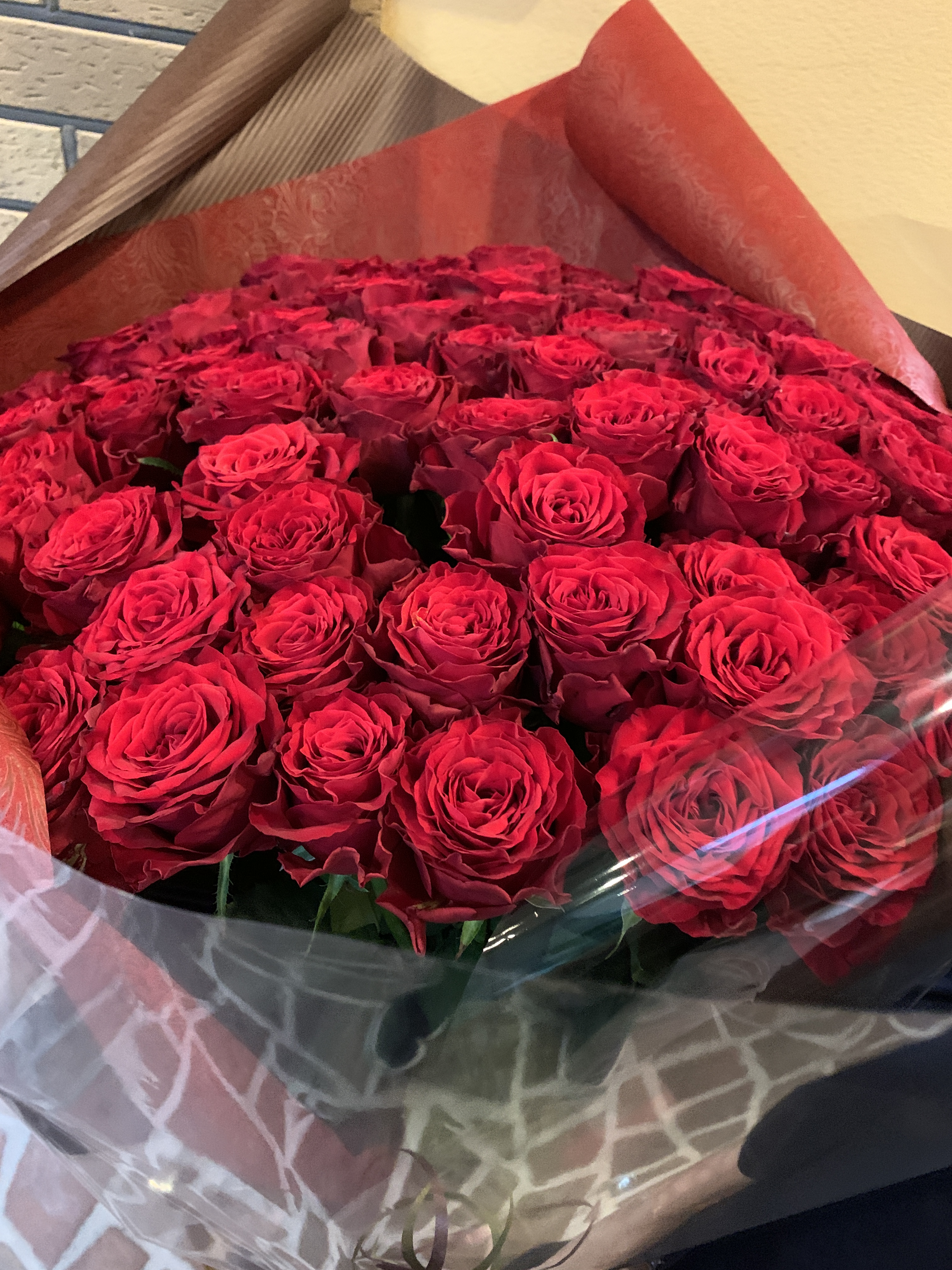 Twitter 上的 アルファフローリスト 彦根 成人式の花束のご予約承っております お花やお色味のご希望があるお客様は早めのご予約が確実です 成人式 花束 ブーケ バラ バラ100本 花屋 アルファフローリスト 彦根市 多賀町 甲良町 豊郷町 愛荘町 東近江