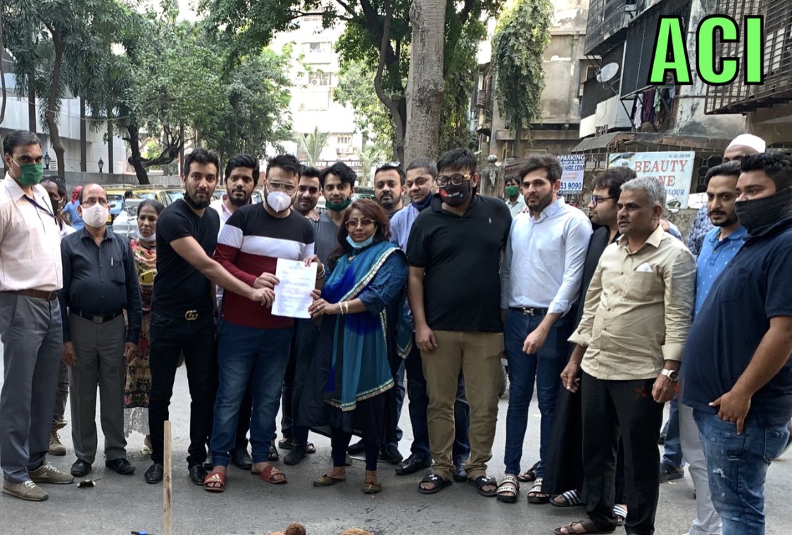 ACI_Mumbai's tweet photo. Opening Ceremony Of Cement Concrete Road &amp; Footpath By 212 Ward #Agripada Corporator *Mrs Geeta Ajay Gawli* @Gawlispeaks 

💐We Residents Are Thankful To Her For Her Good Work For &amp; Immense Support 🙏🏻♥️ https://t.co/1xuKSsBNkX