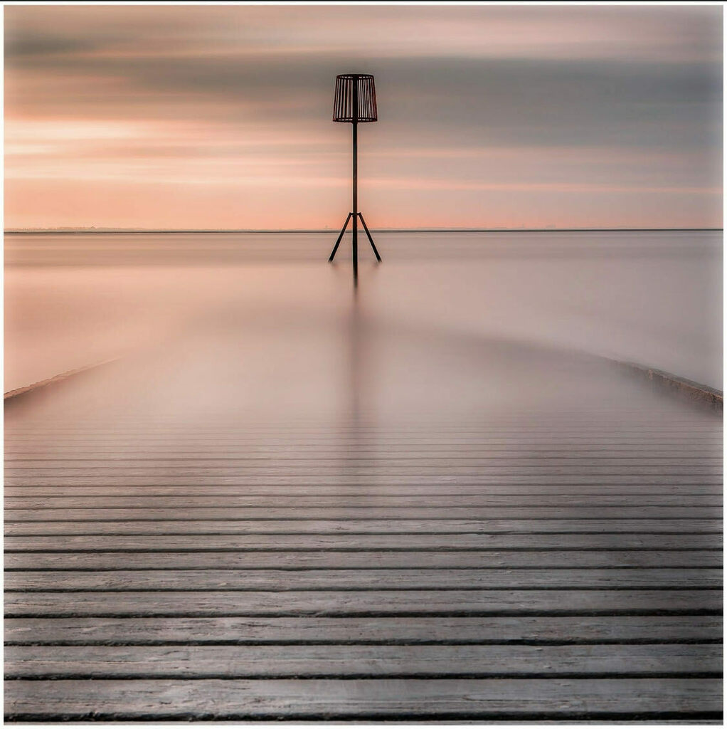Day 259 - Lytham Sunrise #pin #seascape #coast #coastal #lancashire #lytham #lancashirephotography #lancashirephotographers #iainjackphotography #jetty #dawn #sunrise instagr.am/p/CIczhClg94T/