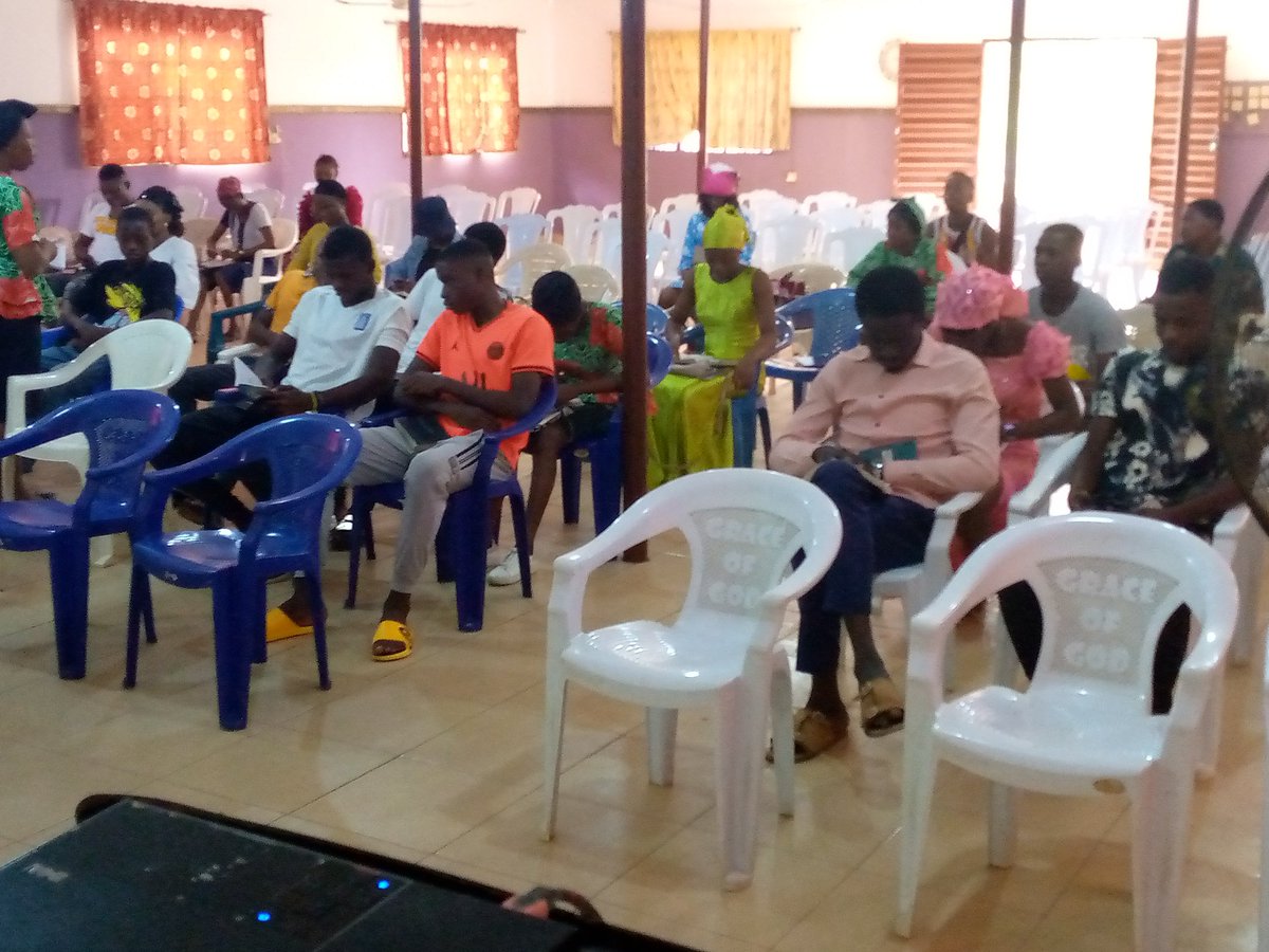 Powerandpraisee's tweet photo. Sunday School service going on before the main Sunday service #Paradiseexperience2020 #pp #Inspired https://t.co/3BC7wUzydl