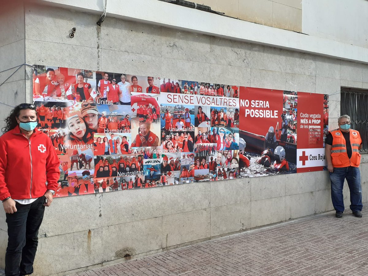 CreuRojaBalears's tweet photo. A la nostra seu d'Eivissa hem penjat aquesta gran pancarta per a commemorar el Dia del Voluntariat i agrair la seva labor. Perquè sense vosaltres no seria possible, #voluntariat! #DIV2020 https://t.co/DCoH8O5MjN