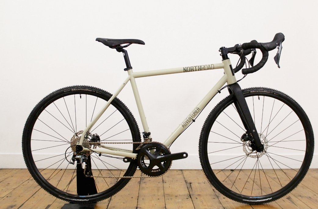 This steel framed, drop bar Adventurer combines good looks with versatility, reliability and comfort

Be part of something different and new. Check the link and order today for spring.

Northroadcycles.com/adventurer 

⁠#gravelbike #cycling 
#builttolast #cyclist #cycling #cycletouring