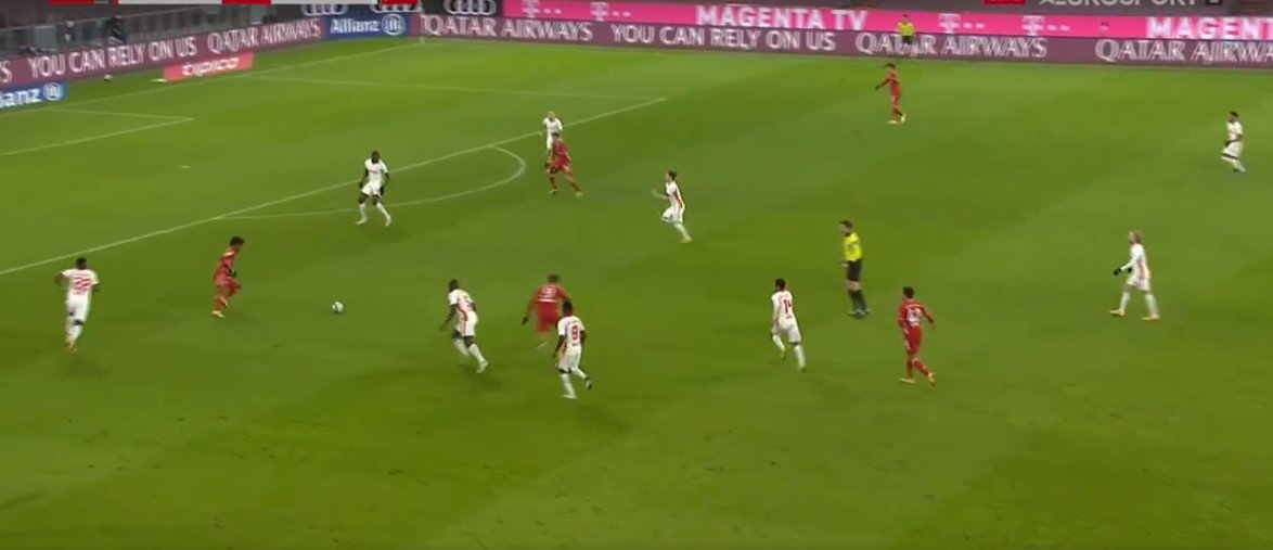 Musiala again  perfectly between the lines, Lewandowski took time to scan the pitch and knows he has time on the ball, Muller with a perfectly timed run, great pass by Coman and of course 2-1 for Bayern!