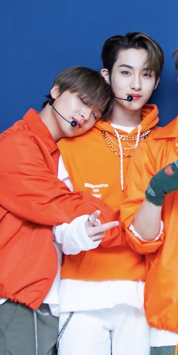 pakjeprii's tweet photo. Rasanya kalo lihat mereka berdua bawaanya adem banget🥺

#HAECHAN #WINWIN https://t.co/S3DJgrMhS4