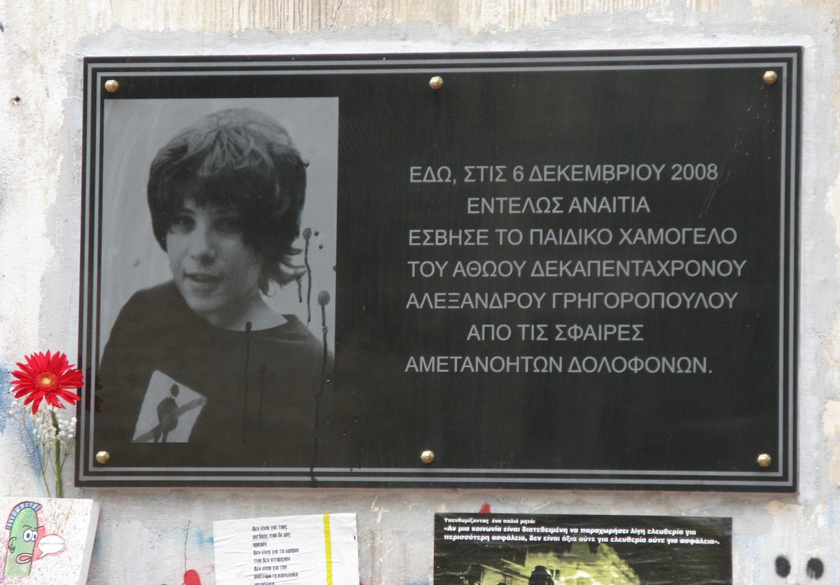 Alexis Grigorópoulos tenía 15 años cuando el policía Epamonodas Korkoneas lo asesinó a sangre fría aquel 6 de diciembre de 2008.