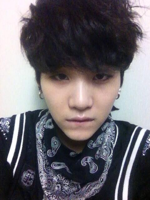 how to make your Twitter black; a needed thread 