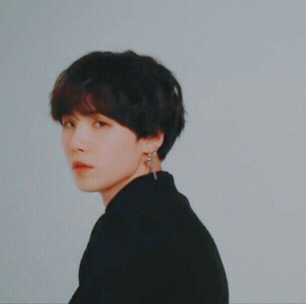 how to make your Twitter black; a needed thread 