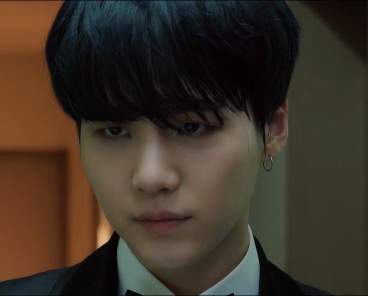 how to make your Twitter black; a needed thread 