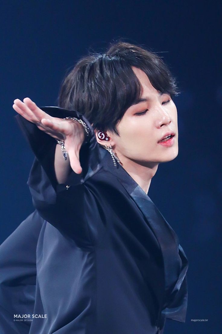 how to make your Twitter black; a needed thread 