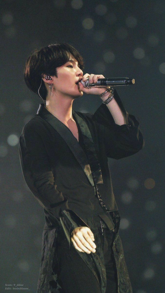 how to make your Twitter black; a needed thread 