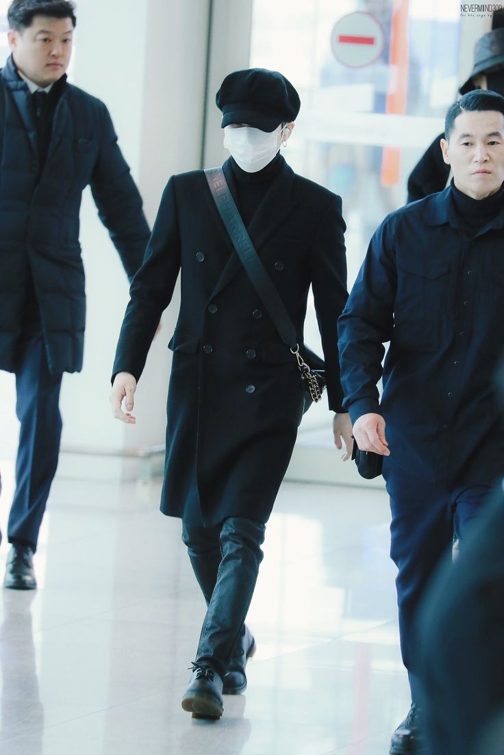 how to make your Twitter black; a needed thread 