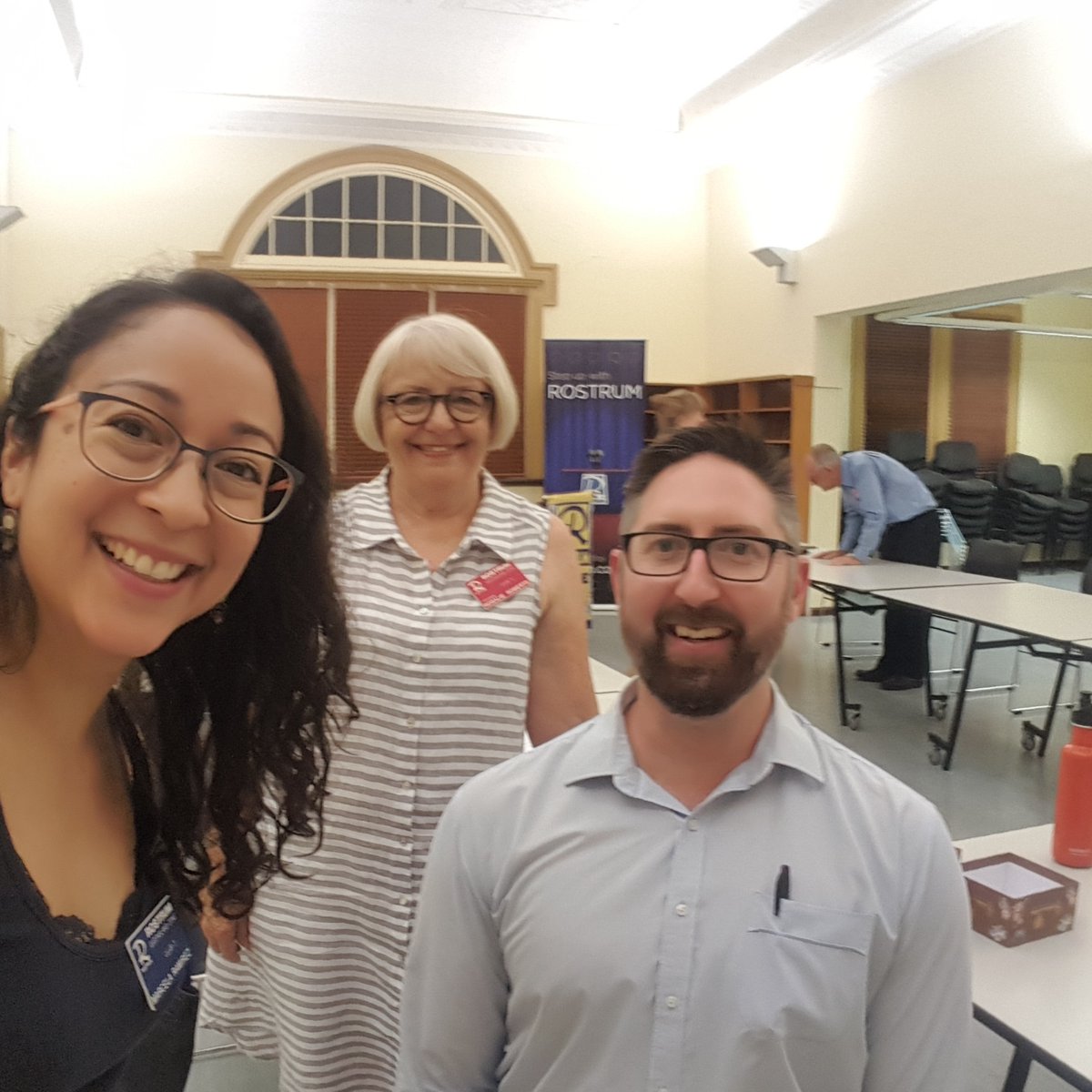 Return to Rostrum Australia! Took a break from karate and got to be the #publicspeaking #coach at Thursday's meeting. As always, interesting and so fun. Learned about middle eastern engineering, Australia/China relations, and presidential pardons of turkeys 😄📣