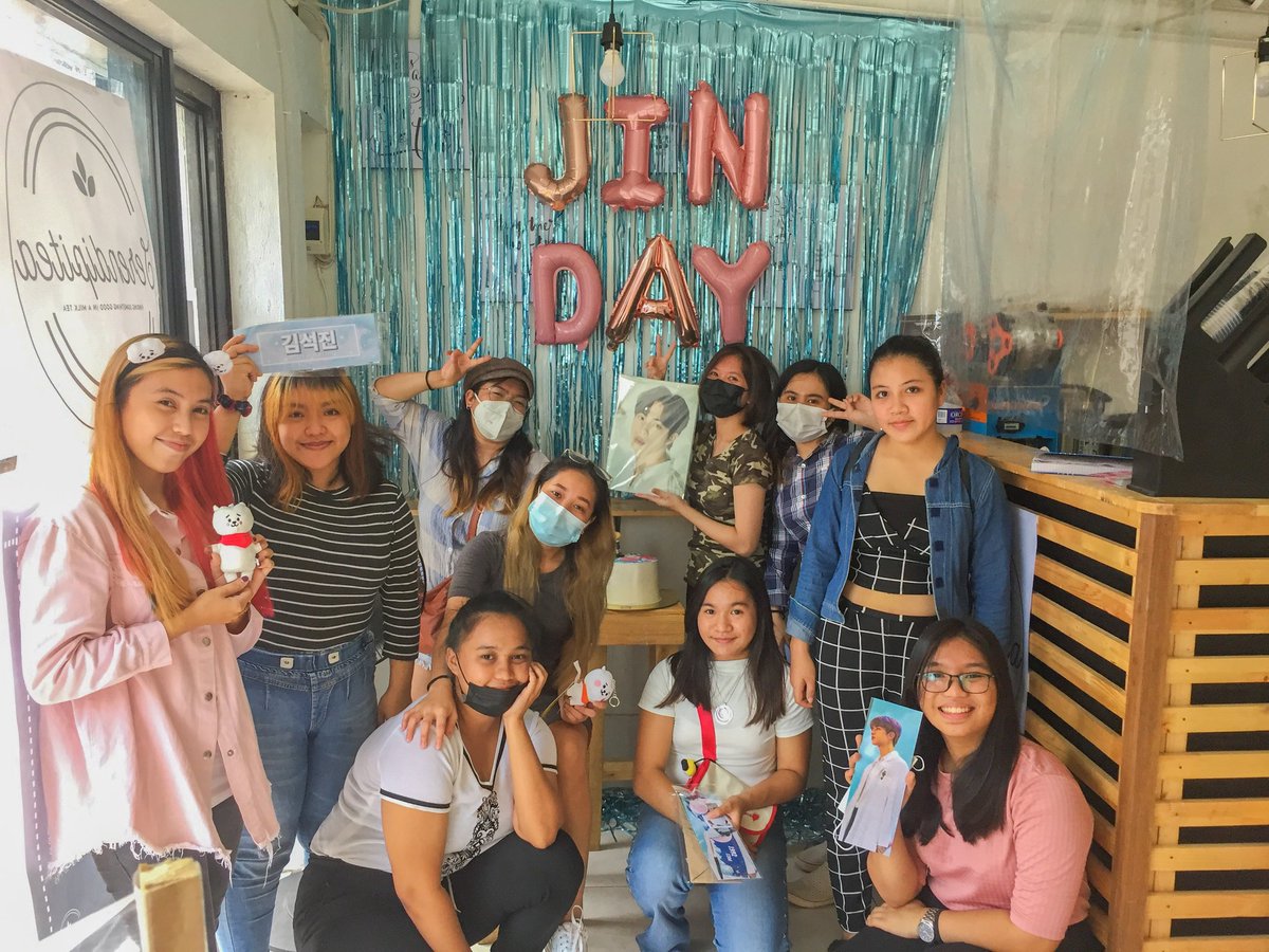 margo_0123's tweet photo. Jin Day ๐ @BTS_twt
#ShineOverMe
#ShineOverMe_Iloilo
Thankyou! ๐๐ @taekookiloilo https://t.co/KqqAHoFBGF