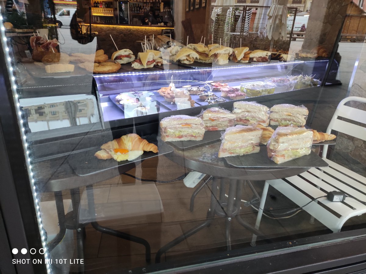 #Burgos #plazamayor #Takeaway feliz día de la cpnstitucion