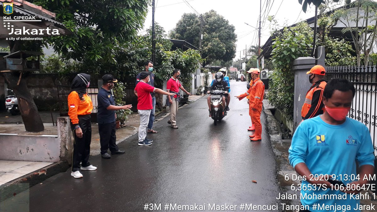 kel_cipedak_js's tweet photo. PSBB/Tertib Memakai Masker Tingkat Lingkungan Rw 002 (06/12/2020)

@aniesbaswedan @BangAriza @KotaJaksel @DKIJakarta https://t.co/3ojUaCvI2a