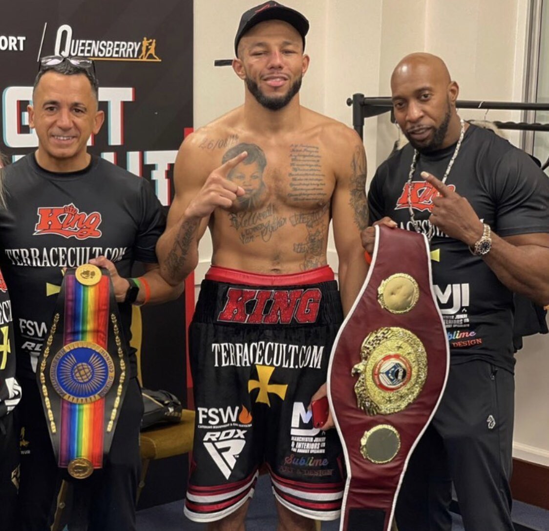 Still over the moon with the result last night and very proud of <a href="/LyndonArthur/">King👑Lyndon Arthur</a> <a href="/BlackFlashPromo/">Black Flash Promotions (Pat Barrett)</a> <a href="/wayBsmith/">Wayne Smith</a> I had Lyndon winning 8-4 at the very least , oh and if you know boxing and Lyndon then you will know this ain’t an upset 😀
