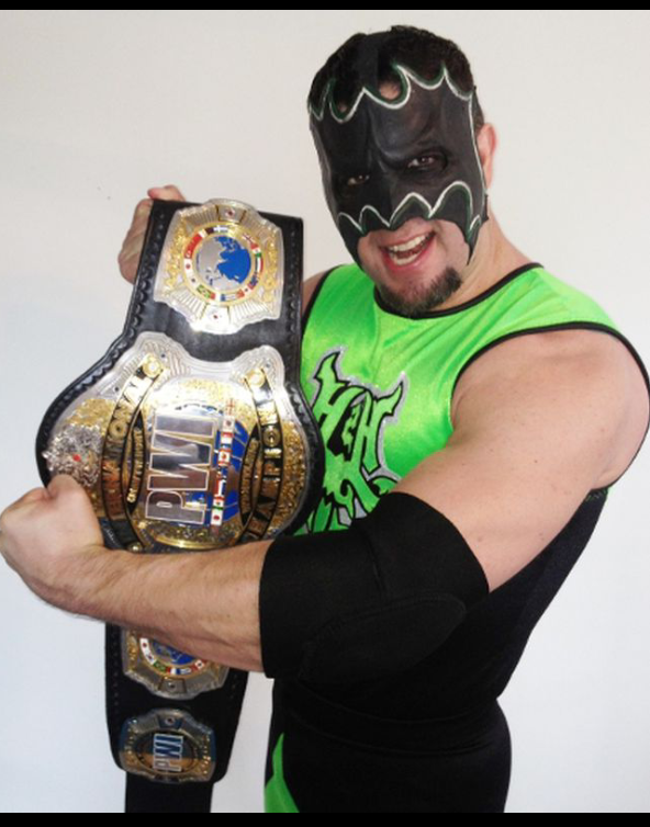 AmySerenity's tweet photo. #ShaneHelmsCom #UFCVegas16 #Thehurricane My favorite wrestler just wish I could see him just once , I miss him https://t.co/G1wwrqZbV3