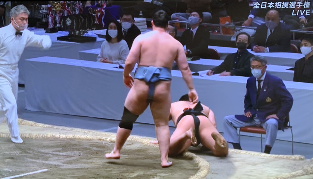 Thread By Onelovelulit 全日本相撲選手権 上手出し投げでダライバートル寄り切って山口 押し出して中村泰輝 全日本相撲選手権寄り切って川渕 全日本相撲選手権押し出して松園 全日本相撲選手