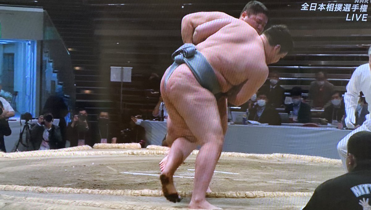 Thread By Onelovelulit 全日本相撲選手権 上手出し投げでダライバートル寄り切って山口 押し出して中村泰輝 全日本相撲選手権寄り切って川渕 全日本相撲選手権押し出して松園 全日本相撲選手