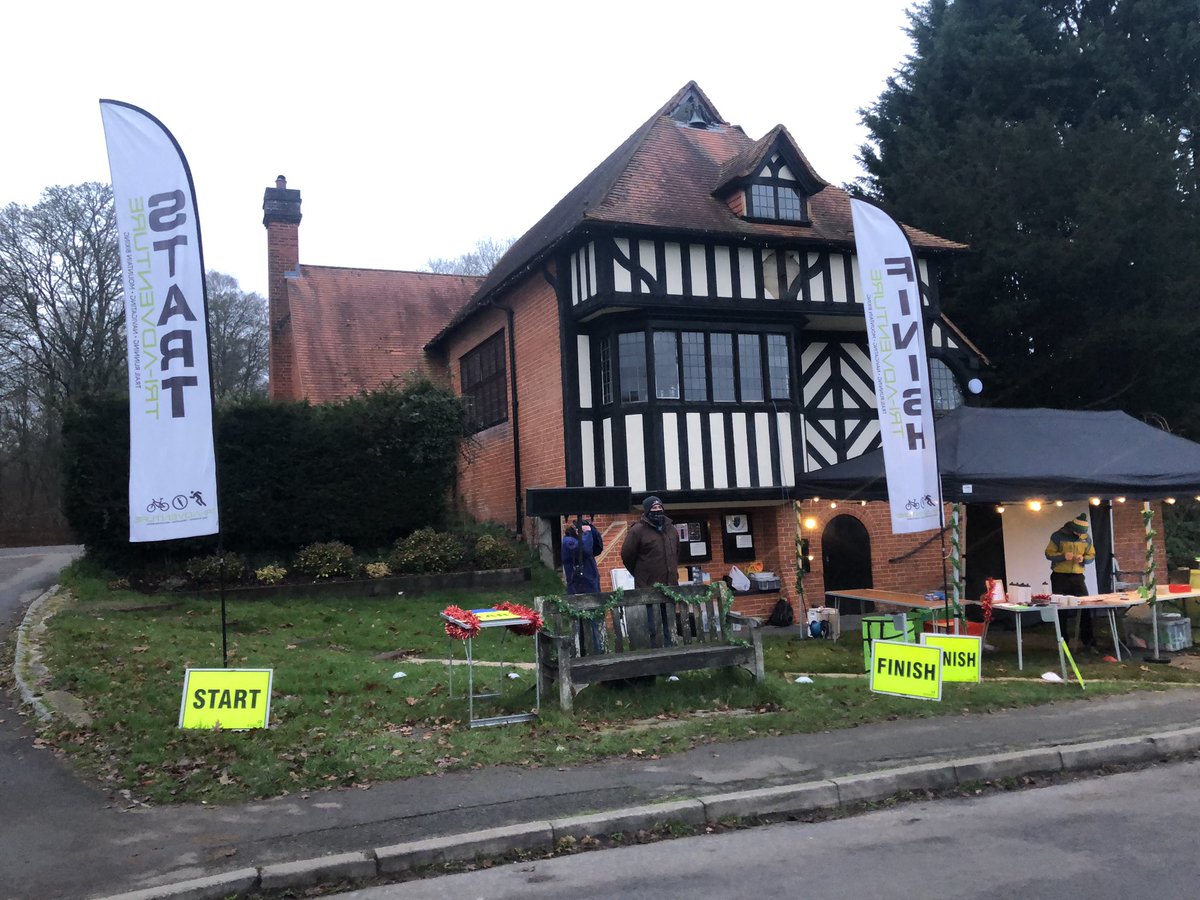 Tri_Adventure's tweet photo. We have a Christmas feel to our adventure racing today! #trailrunning #Mountainbike #orienteering #tilford #surrey https://t.co/9yMoCkjzWL